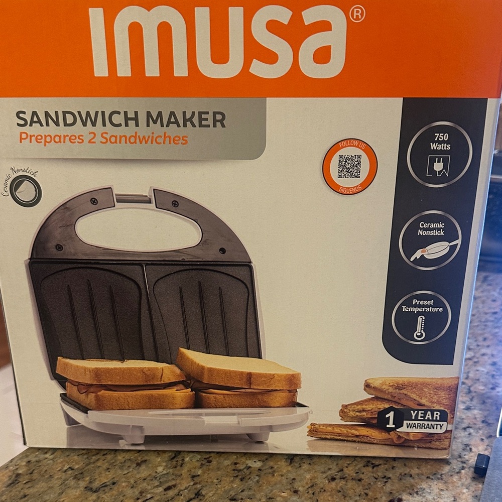 IMUSA Black Sandwich Maker
